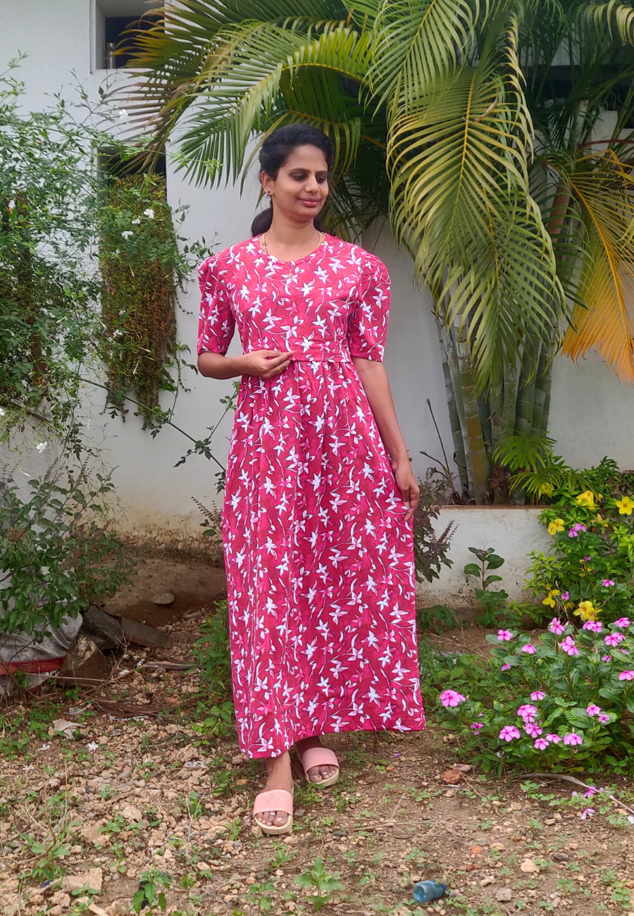 Dark Pink Lily Soft Cotton Zipless Maternity & Feeding Dress | Puff Sleeve