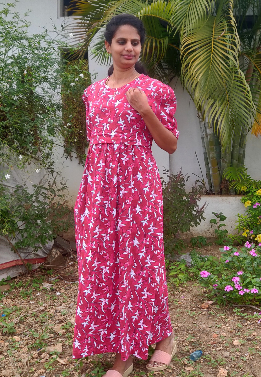 Dark Pink Lily Soft Cotton Zipless Maternity & Feeding Dress | Puff Sleeve