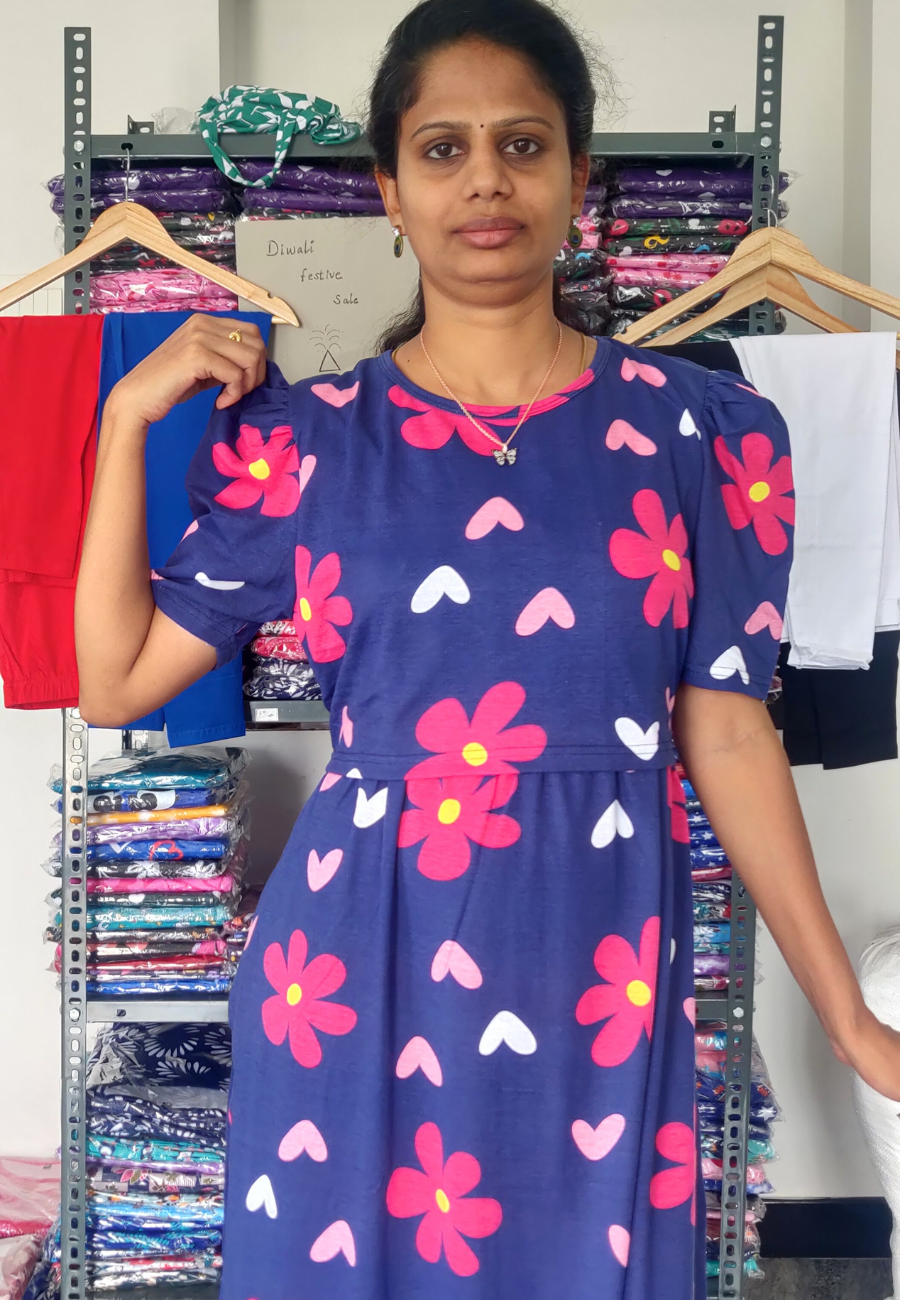 Navy Rose Soft Cotton Zipless Maternity & Feeding Dress | Puff Sleeve